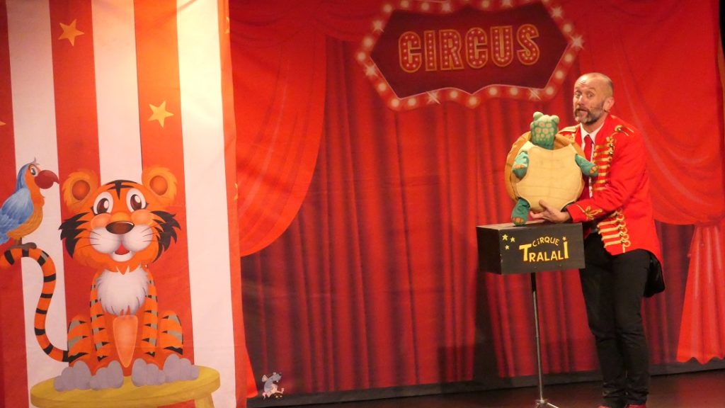 Photo spectacle très jeune public Les animaux font leur cirque